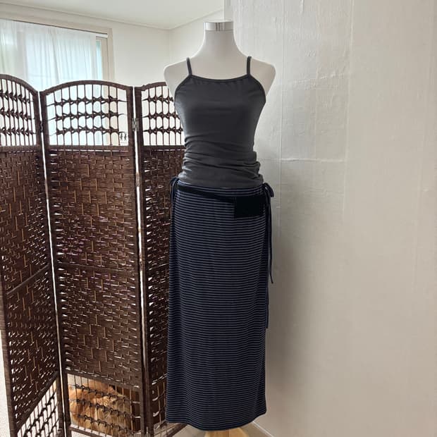 Striped long skirt