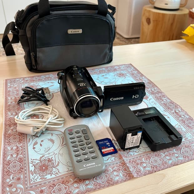 캐논 vixia hf20 캠코더