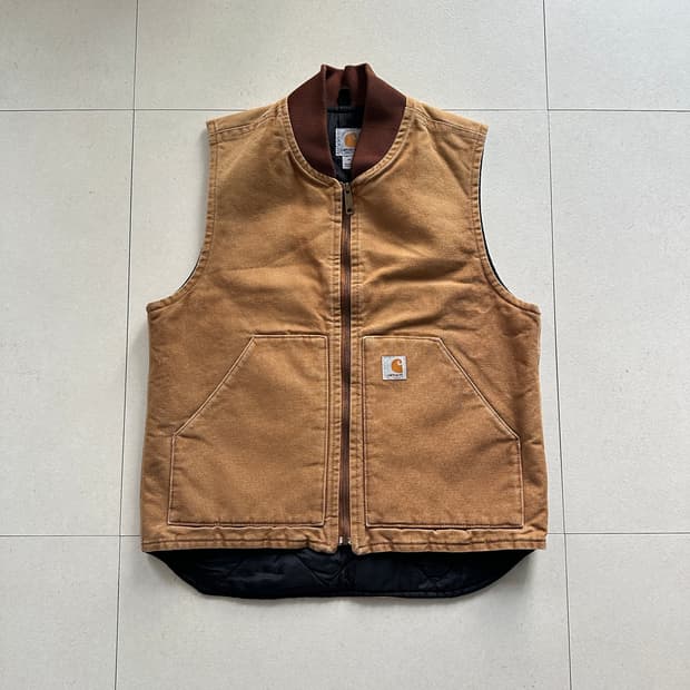 18년 생산 칼하트 V01 BRN 퀼팅 워크 베스트 브라운 M