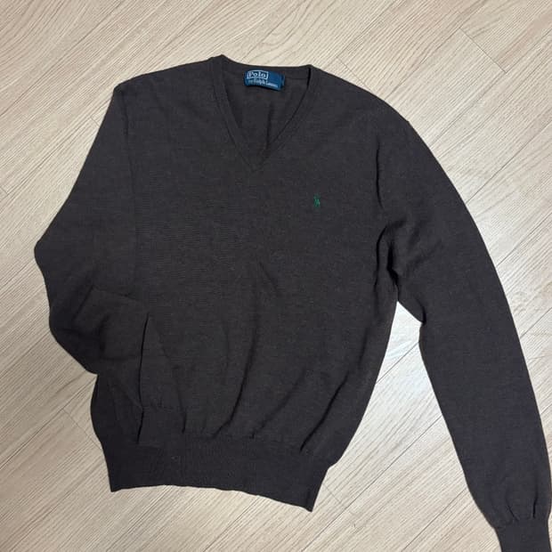 폴로 브이넥 니트 