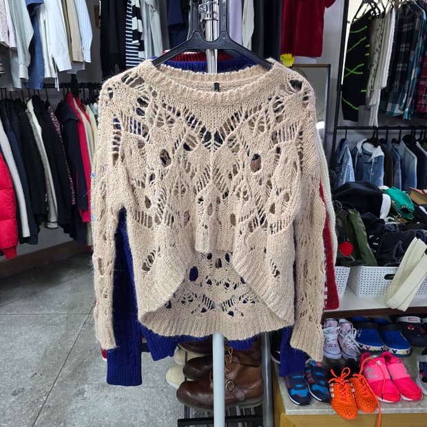 베네통 베이지색 그물 니트 (1311)