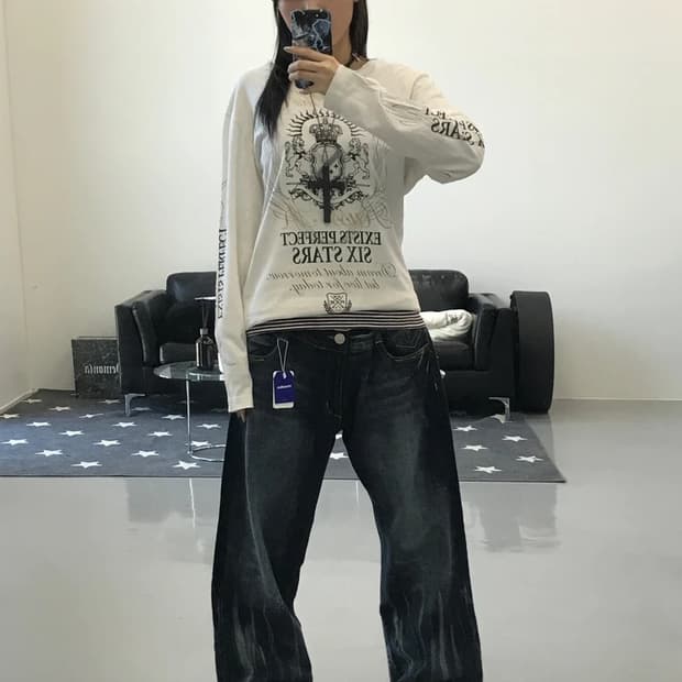 RUSS.K Y2K프린팅 롱슬리브
