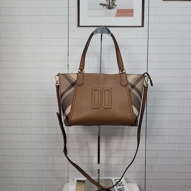 닥스 브라운 체크 가죽 숄더백 토트백 가방 새상품급