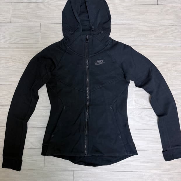 나이키 피그먼트 블랙 테크팩