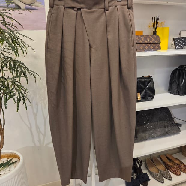 Aspivot 에스파이벗 핀턱 슬렉스 팬츠