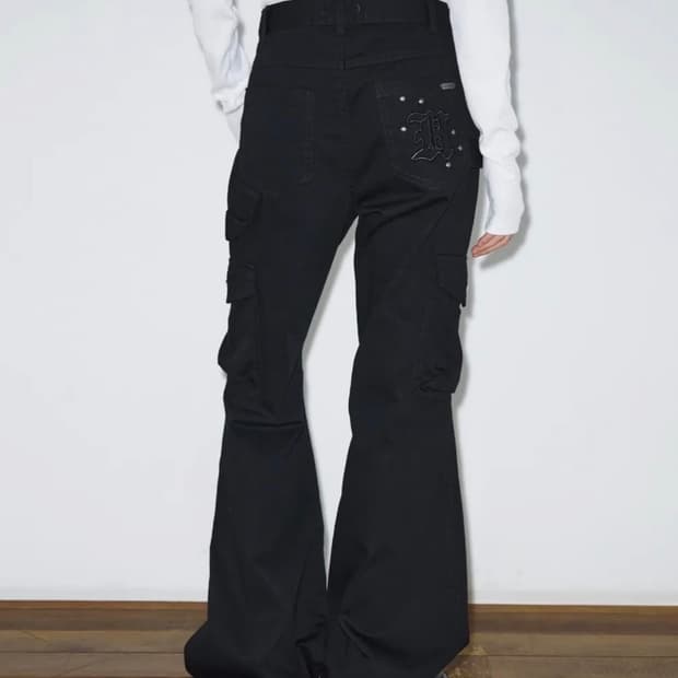 헬레네파리스 피그먼트 스터드 부츠컷