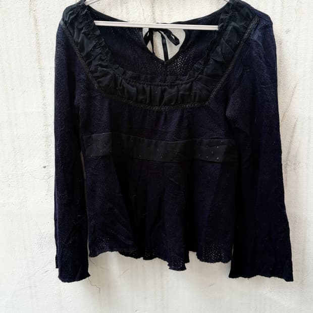 레이스 디테일 블라우스