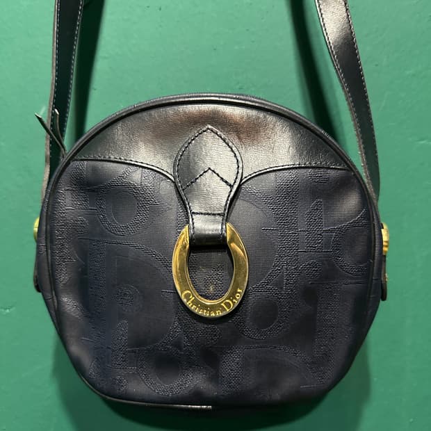 크리스찬디올 트로터 크로스백