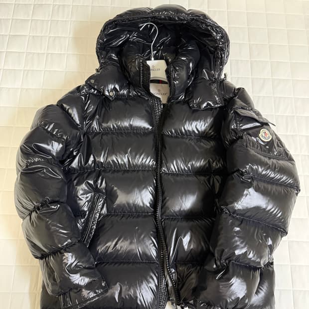 몽클레어 마야 5사이즈 상태 신품급