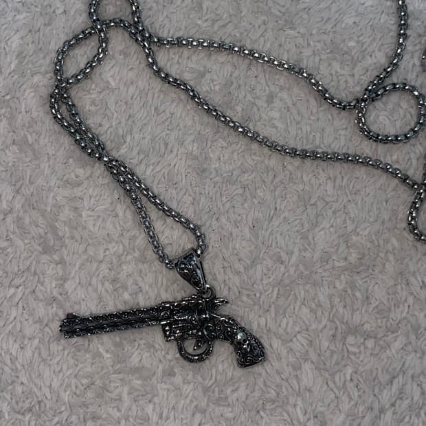 goth gun necklace 고스 총 팬던트 목걸이