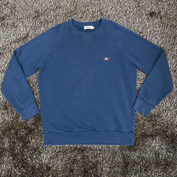 메종키츠네 Maison Kitsune 네이비 트리컬러 폭스 패치 맨투맨 