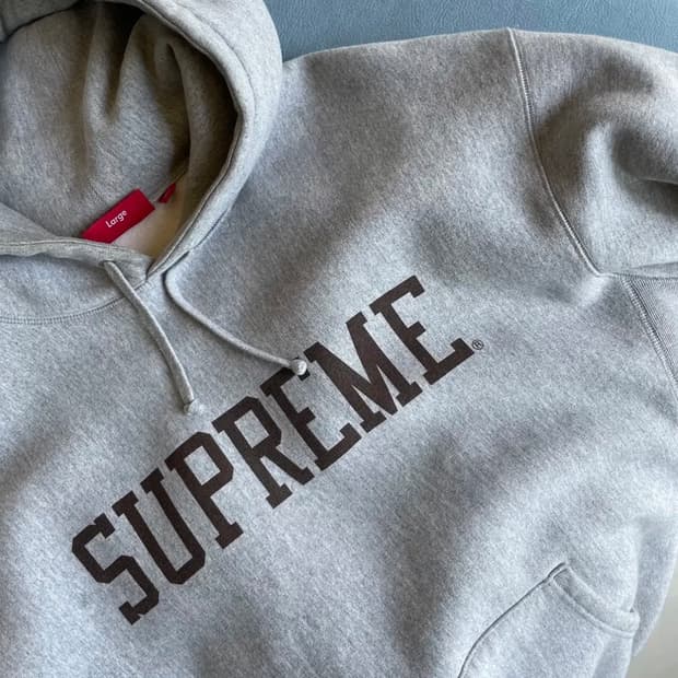 [L] 슈프림 바시티 후드