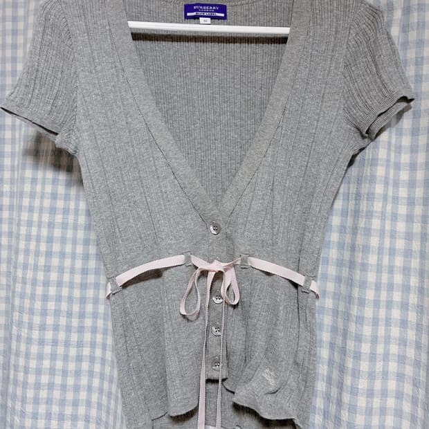 버버리 블루라벨 발레코어 반소매 그레이 리본 가디건