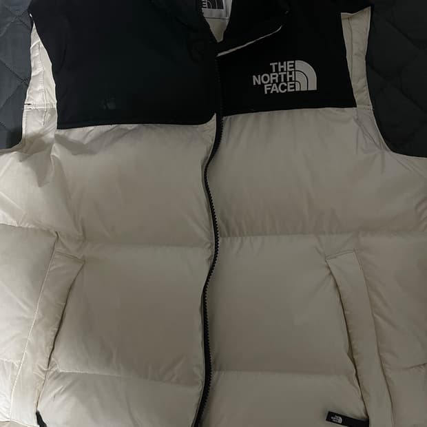 노스페이스 패딩조끼