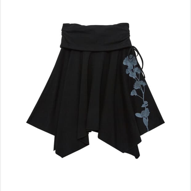 프래그팜 로즈 언발란스 스커트