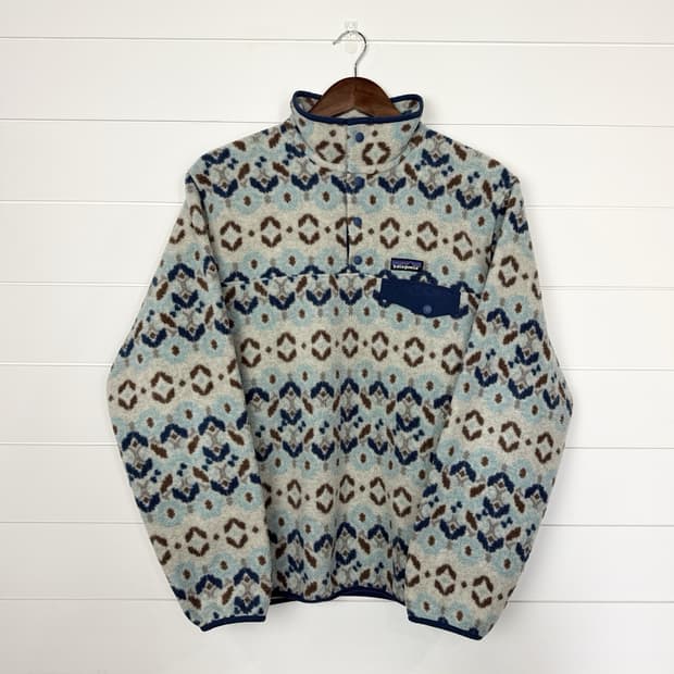 19FW 파타고니아 신칠라 스냅-T 패턴/네이비/브라운