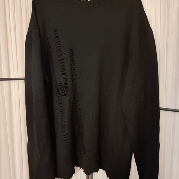 헬무트랭 디스트레스 울 니트