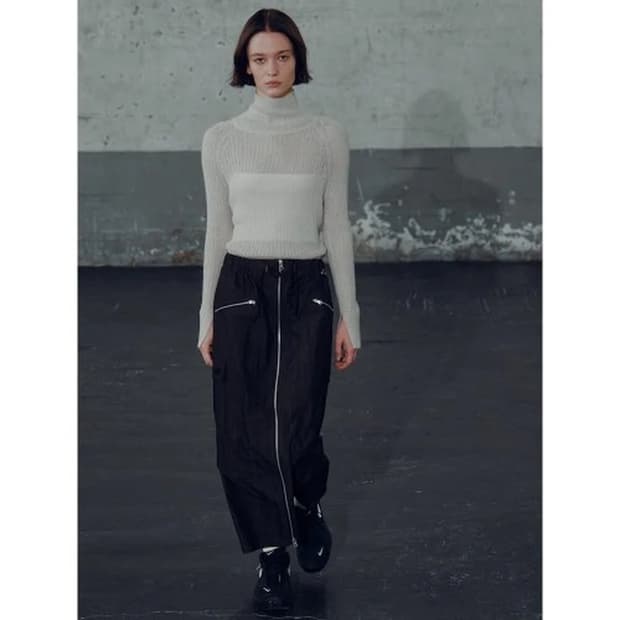 에잇세컨즈 카고 맥시 집업 스커트 유니에잇 스트릿