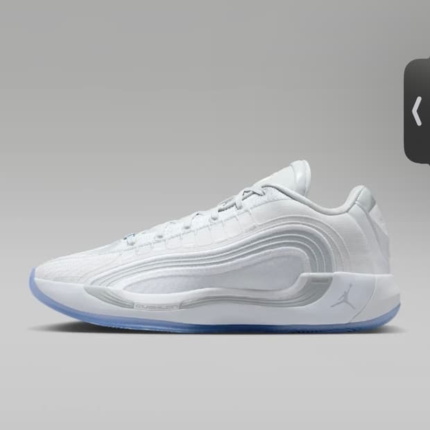 최고상태) 나이키 루카 4 PF 농구화/배구화 화이트 (270,박스포함)