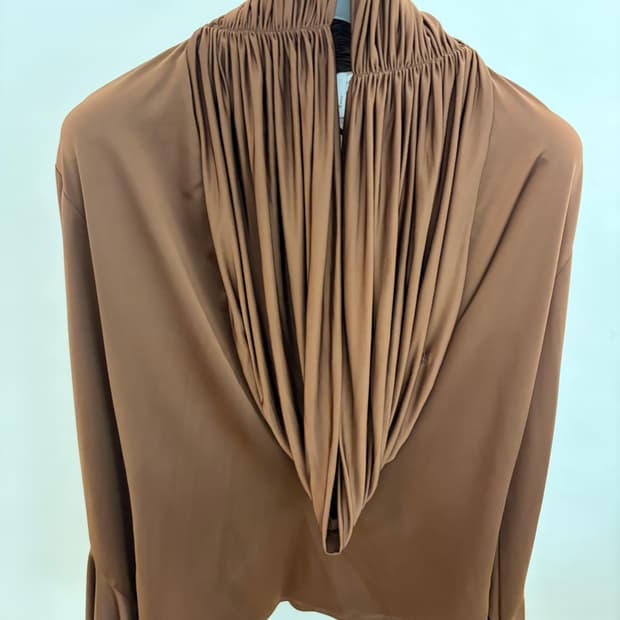 H&M EDITION 드레이프 블라우스