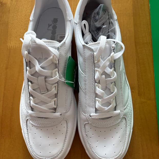 [새상품/280] 디아도라 B.Elite - 클래식 테니스화의 정석 