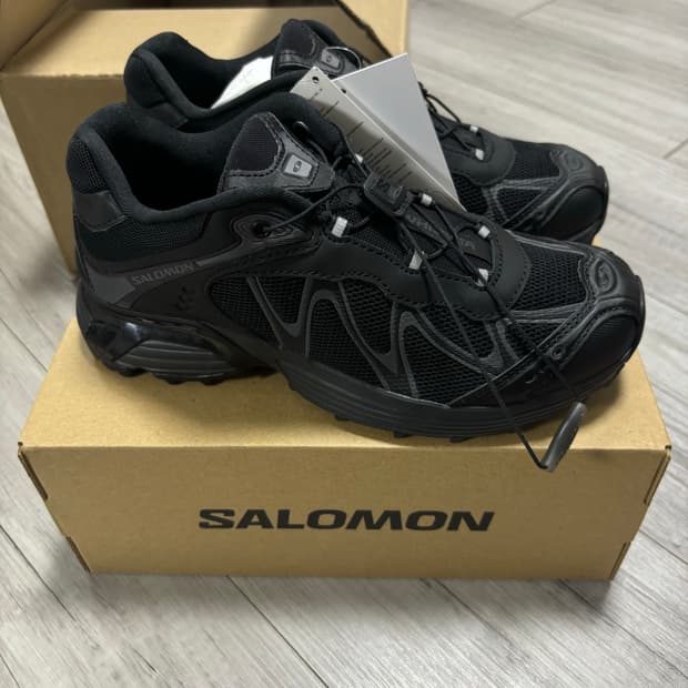 살로몬 xt 위스퍼 블랙색상 230