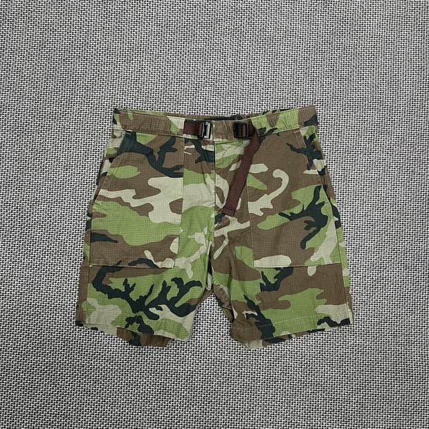 나이키 SB 스케이팅보드 카모 팬츠