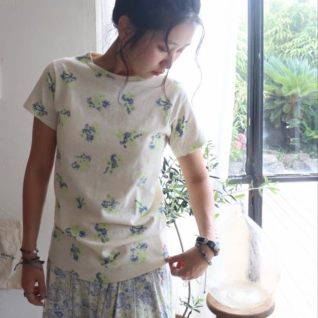[45rpm] Blue & Lime Floral T-Shirt