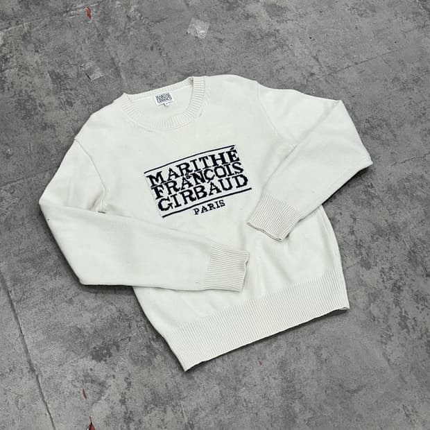 마리떼 프랑소와 저버 빅로고 니트 