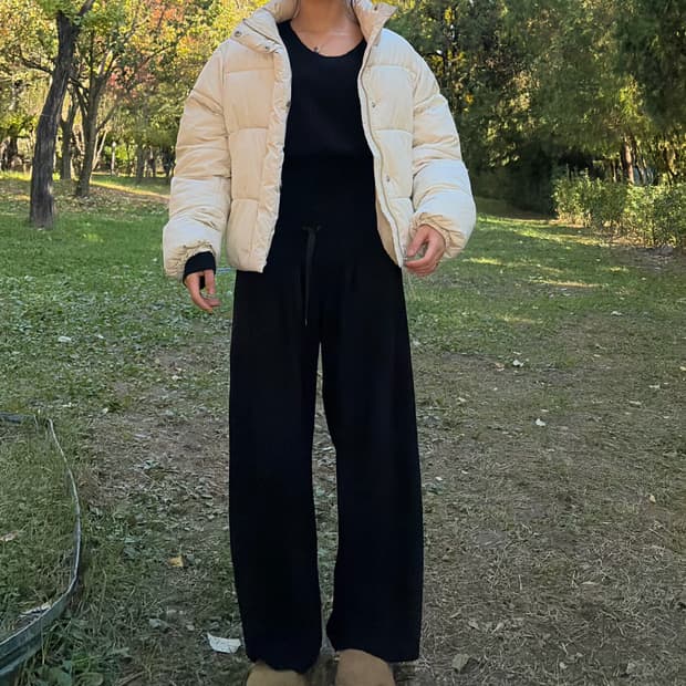 블랙업 아이보리 여성패딩