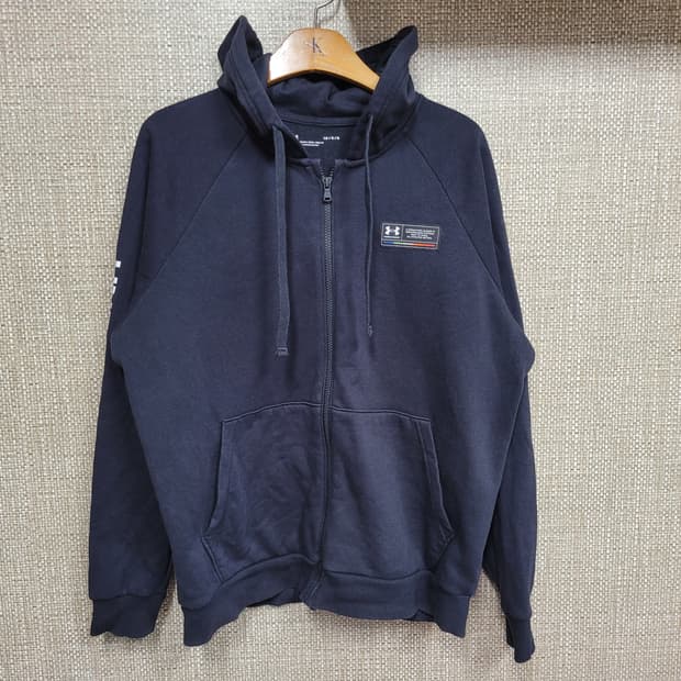 L 100사이즈 언더아머 후드 집업 자켓