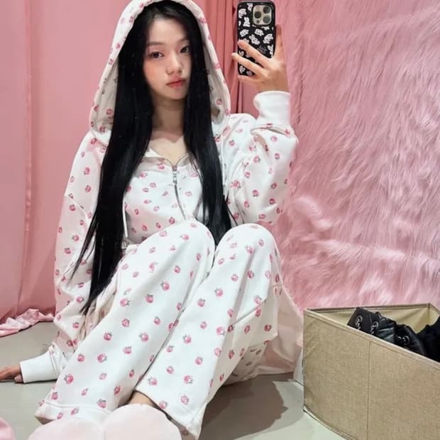 유희 FLOWER PATTERN LAYERD 트레이닝 셋업