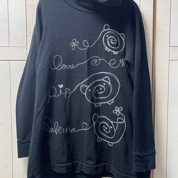 드럭스토어 맨투맨 티셔츠 모리걸 