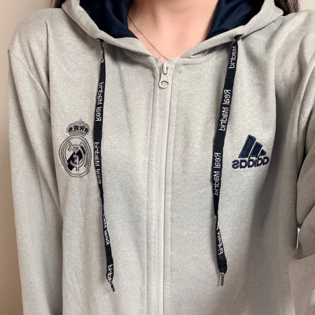 유일매물 아디다스 레알마드리드 후드집업