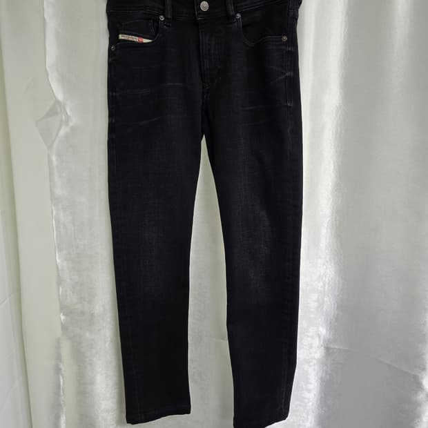 디젤 블랙 데님 청바지 (1655)