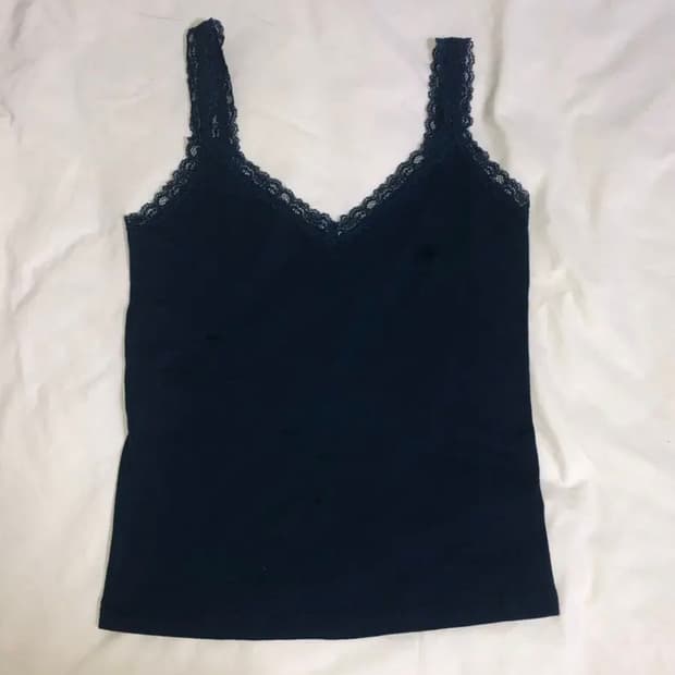 브랜디멜빌 레이스 나시 슬리브리스 탱크탑 네이비