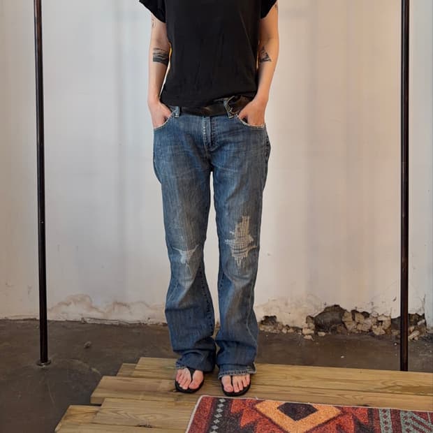 Levi’s 527 부츠컷 데님 팬츠 | 디스트레스드 워싱