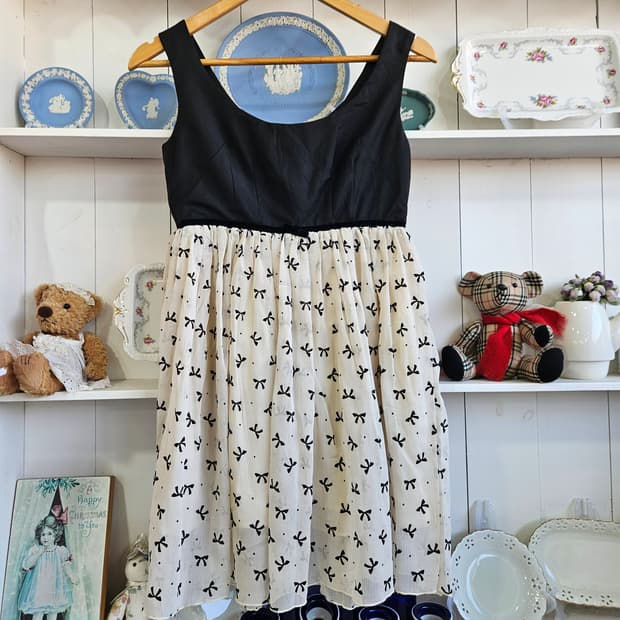 리본 쉬폰 배색 원피스