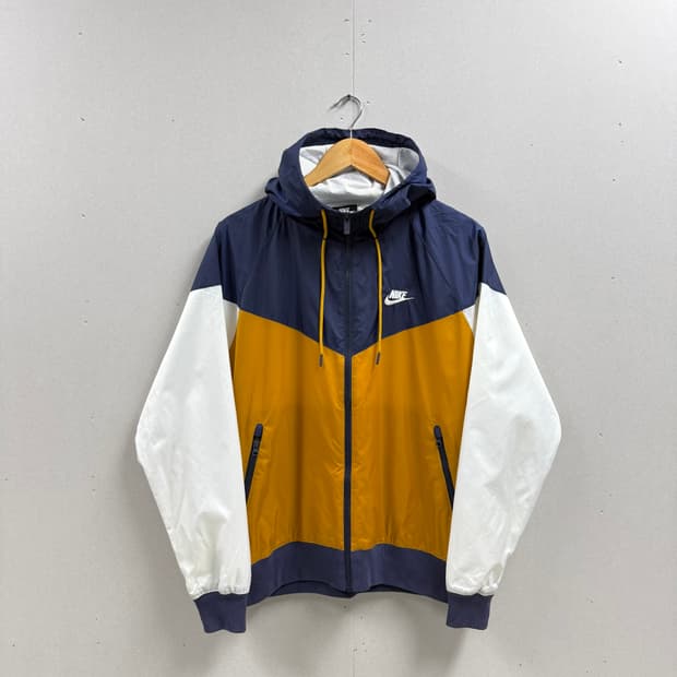 남성 95~100 / 나이키 윈드러너 바람막이 