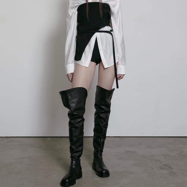 보헤미안서울 CURVED WAIST STRAP BUSTIER