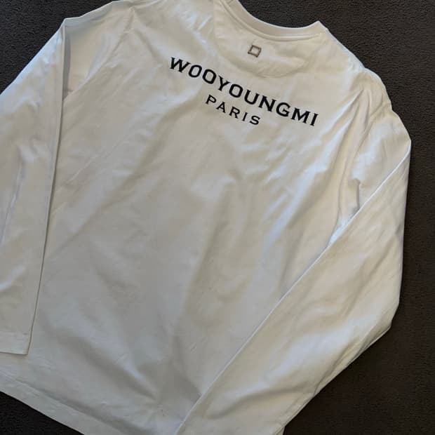 우영미 백로고 롱슬리브 처분 