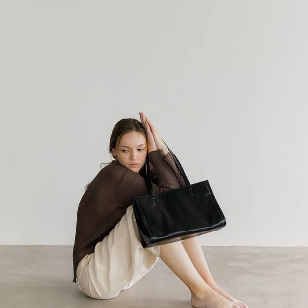 스탠드오일 오블롱백 블랙