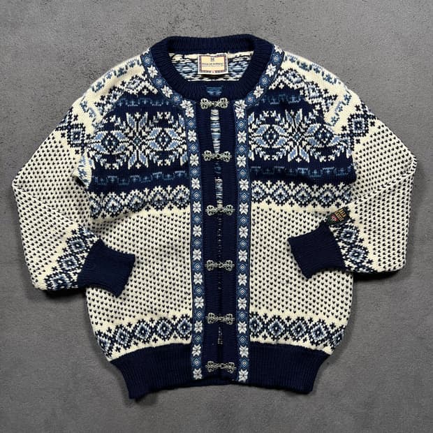 DALE OF NORWAY 데일 오브 노르웨이 노르딕 울 니트 가디건