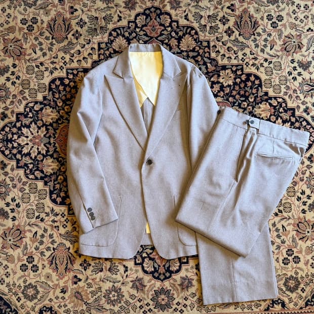 니들즈 셋업수트