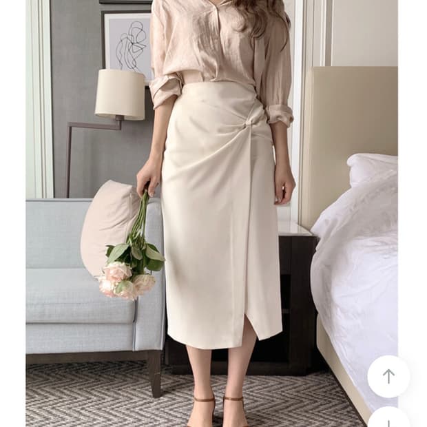 페어리 꼬임셔링 슬릿 H라인 스커트