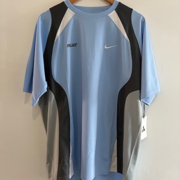 팔라스 X나이키협업 져지 L