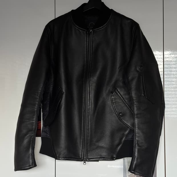 Y-3 요지야마모토 하프 램스킨 자켓