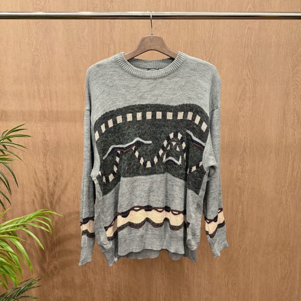 미쏘니 라운드넥 긴팔 니트 자카드 패턴 배색 디테일 루즈핏 그레이