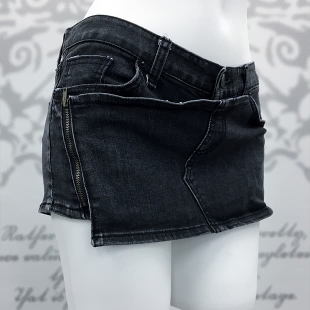 Y2K black denim zip point micro skirt