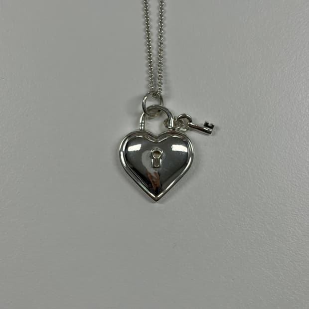 티파니앤코 하트 태그키 목걸이